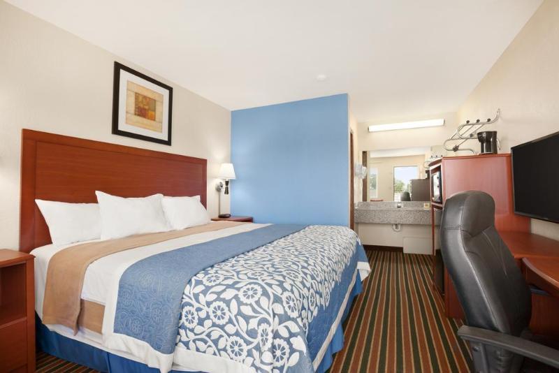 Days Inn By Wyndham Champaign/Urbana Exterior foto